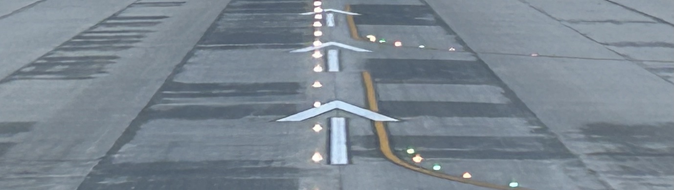 Runway arrows